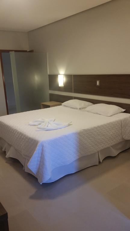 Kamur Plaza Hotel Goianesia Zimmer foto